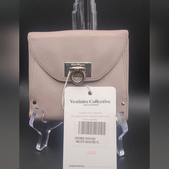 Salvatore Ferragamo wallet - Picture 1 of 17